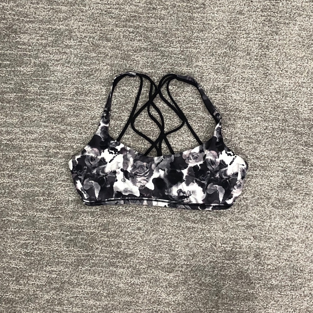 SIZE 8-Free to Be Wild Light Support Sports Bra